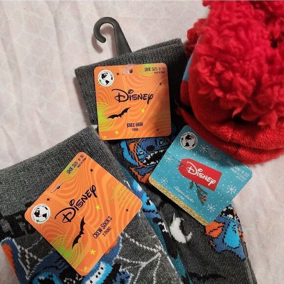 Nwt Disney Lilo & Stitch Halloween Christmas socks Bundle, one size - Picture 5 of 9
